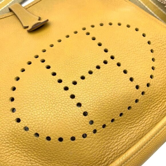 HERMES Evelyne PM I Yellow Mustard Clemence Leather Shoulder Bag Tote Purse - Picture 4 of 10
